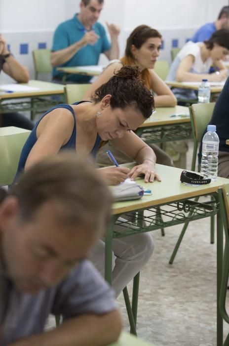 Primer día de las oposiciones a docente en la Comunitat Valenciana