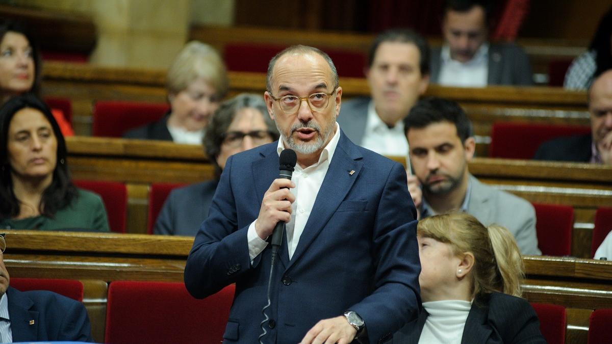 El 'conseller' de Drets Socials, Carles Campuzano, en el Parlament