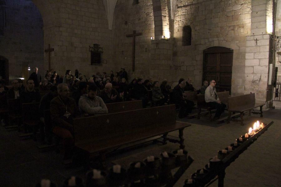 Primer Vía Crucis del Yacente