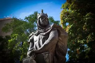 Jaume I ya está en el corazón de Torrent: la escultura se estrena este 9 d’Octubre con una ofrenda floral