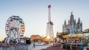 Vista del parc datraccions del Tibidabo