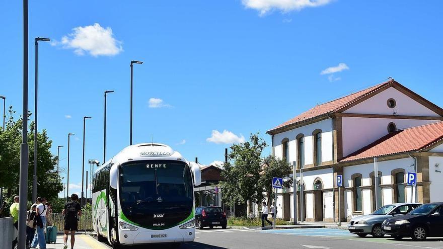 Condenado a seis meses de prisión un taxista por agredir a otro en la estación de tren de Plasencia