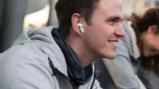 De 160 a 39 euros: Amazon rebaja un 75% los auriculares inalámbricos perfectos para correr (y más chollos)