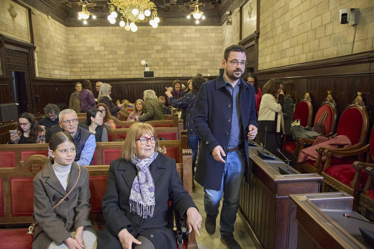 Les imatges de l'acte institucional del 8M a l'Ajuntament de Girona