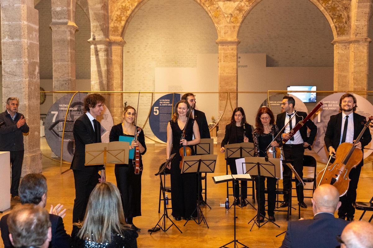 La interpretación de las piezas de la ópera Lohengrin y del “Coro de los peregrinos” de Tannhäuser corrió a cargo del tenor Matheus Pompeu y de la Filarmonía Hispánica dirigida por David Eres Brun.