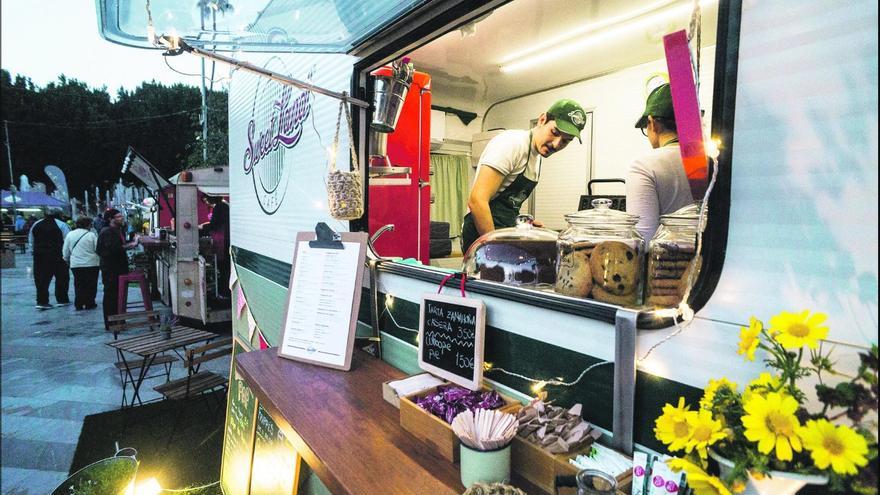 El Parque de las Naciones de Torrevieja acogerá un Street Market Foodtruck