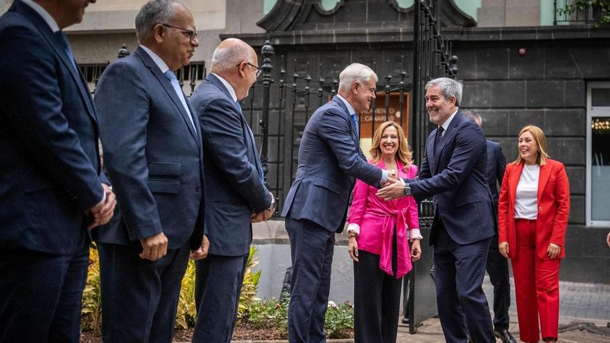 Los cabildos se blindan: el Gobierno no podrá  ‘quitarles’ competencias