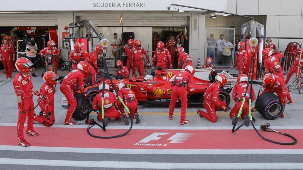 Vettel y Ferrari lideran el Mundial después de cuatro carreras