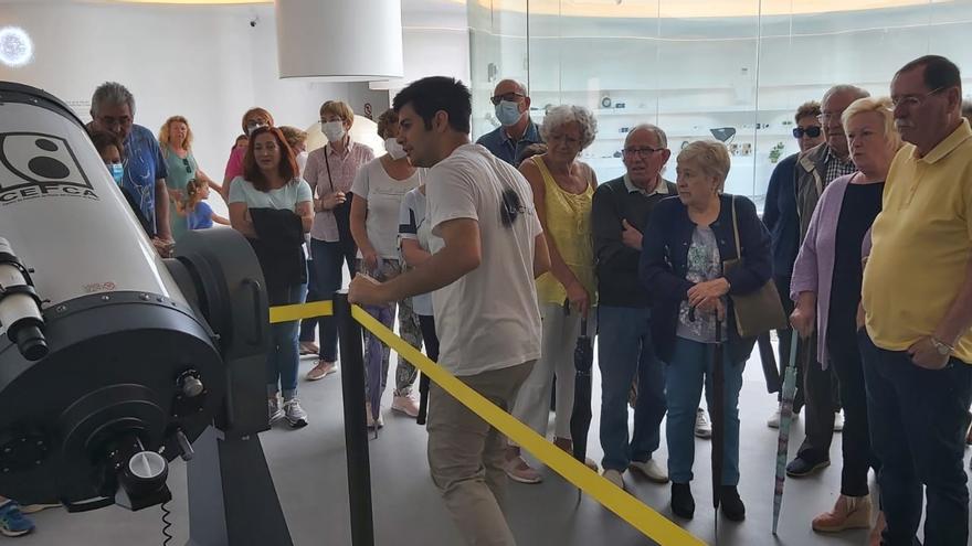 Los vecinos de Arcos de las Salinas (Teruel) descubren Galáctica