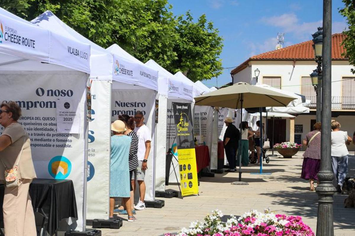 La Feria del Queso inunda las calles de Fuentasaúco La Feria del Queso inunda las calles de Fuentasaúco