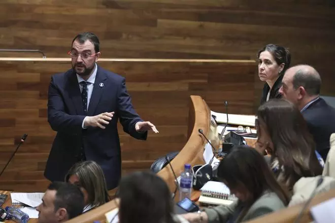 Barbón, su crítica a los ministros de Fomento y su decálogo de reclamaciones a Oscar Puente