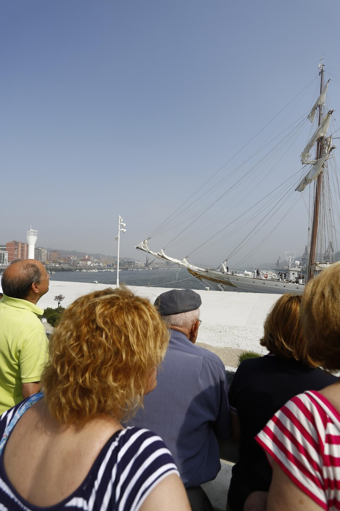 En imágenes: Así fue la última visita del Juan Sebastián Elcano a Asturias, en 2013 y a Avilés