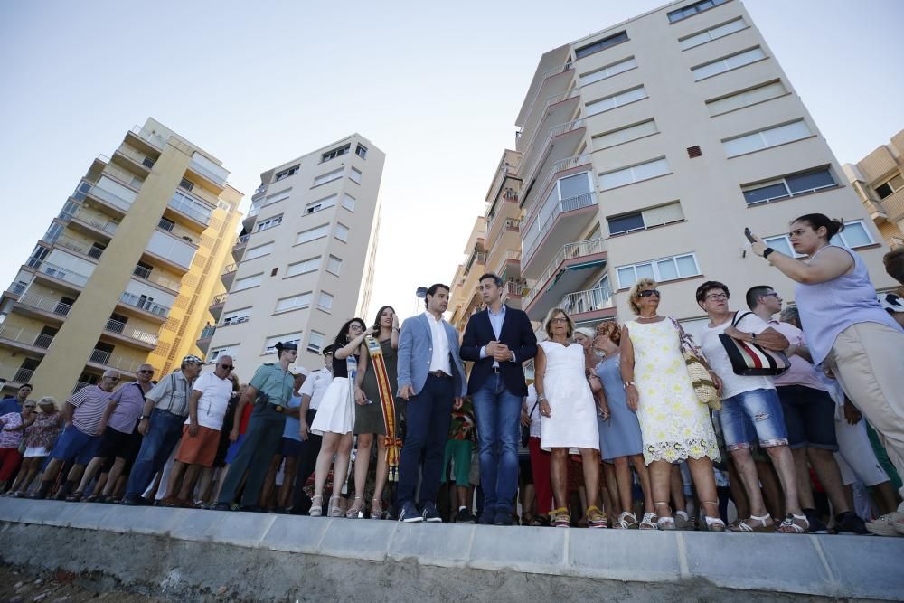 Docenas de vecinos acuden la inauguración de las obras de remodelación del paseo de Punta Margalla