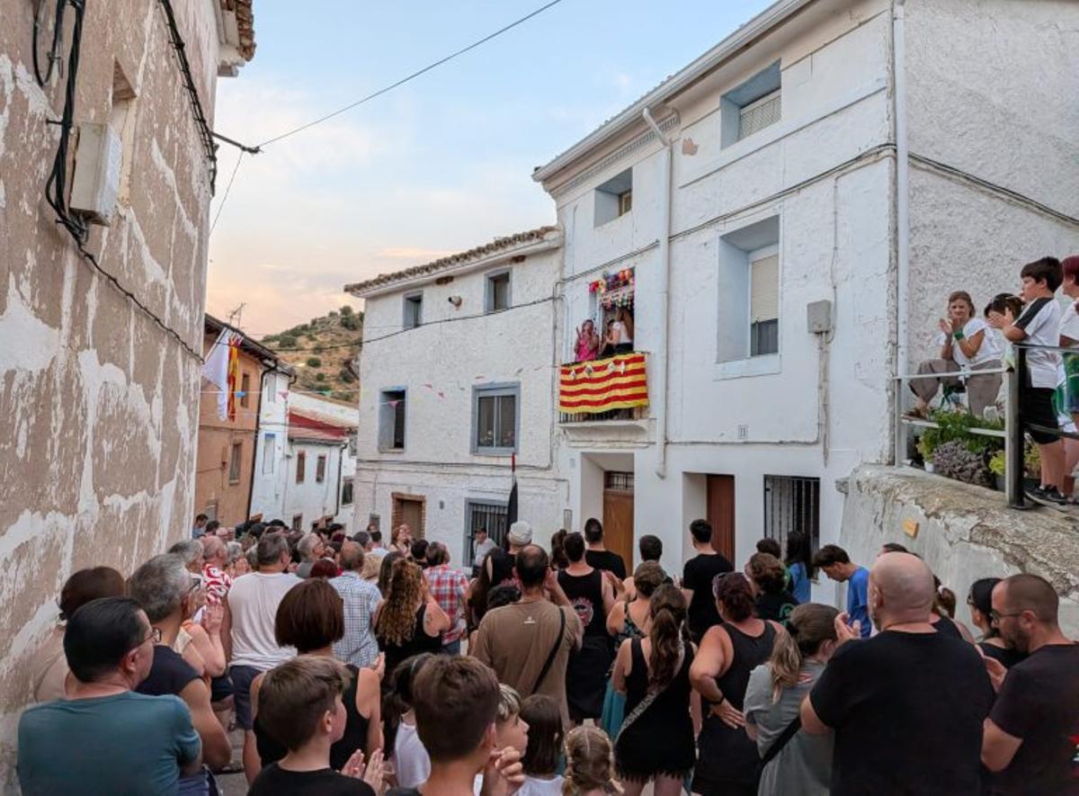 El municipio estaba  ansioso por celebrar sus días grandes.