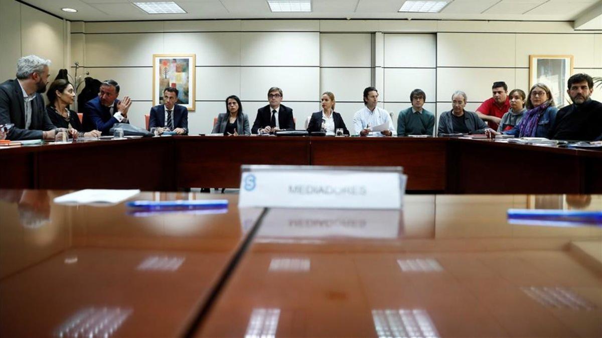 Sindicatos y patronal siguen trabajando en el convenio del fútbol femenino