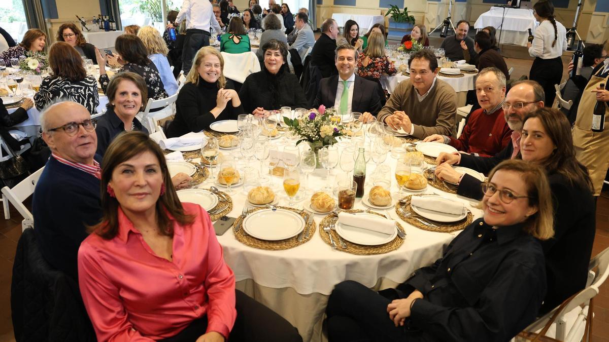 VIGO, CLUB DE CAMPO CANIDO. COMIDA HOMENAJE A LA MAGISTRADA CARMEN LOPEZ MOLEDO CON MOTIVO DE SU ASCENSO AL TSXG