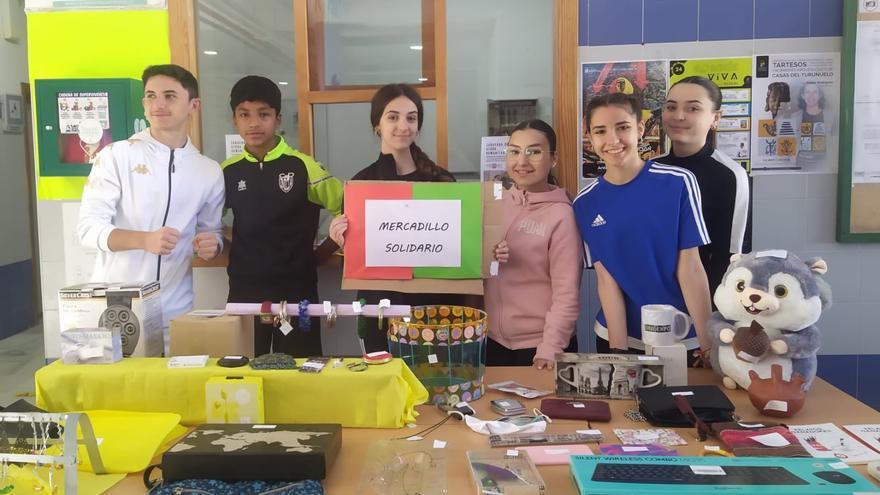 El San José organiza un mercado solidario en favor de los refugiados saharauis