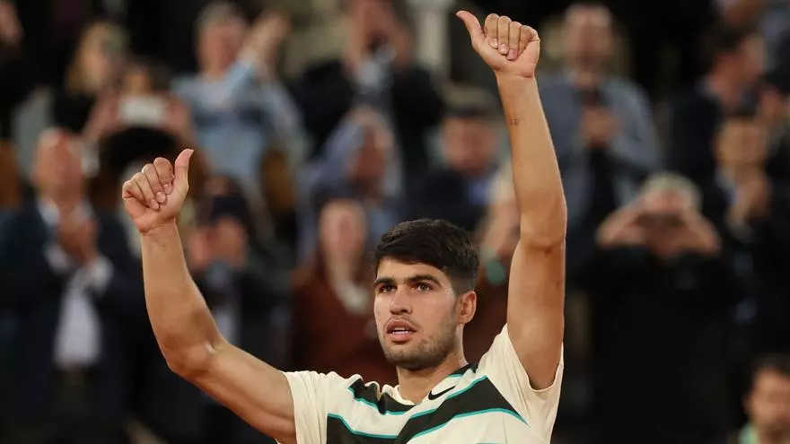 Abran paso al campeón: Alcaraz se exhibe con una paliza de miedo