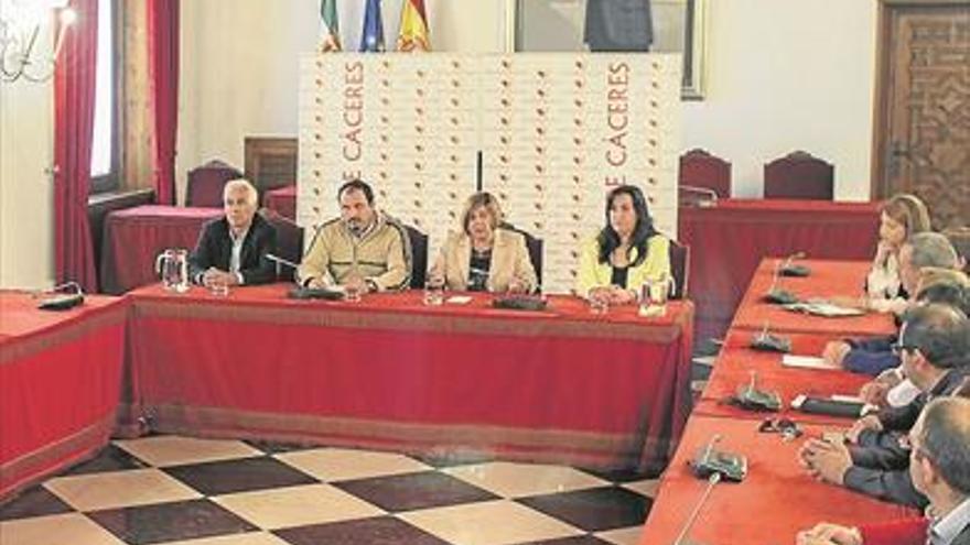 La Diputación aborda el arreglo de la carretera que une Santa Cruz de la Sierra con Herguijuela