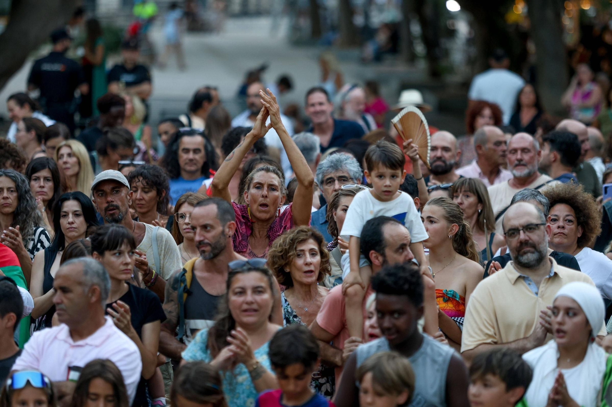 Concentración/Cacerolada convocada por la Plataforma de Solidaridad con el Pueblo Palestino bajo el lema Stop Holocausto Palestino