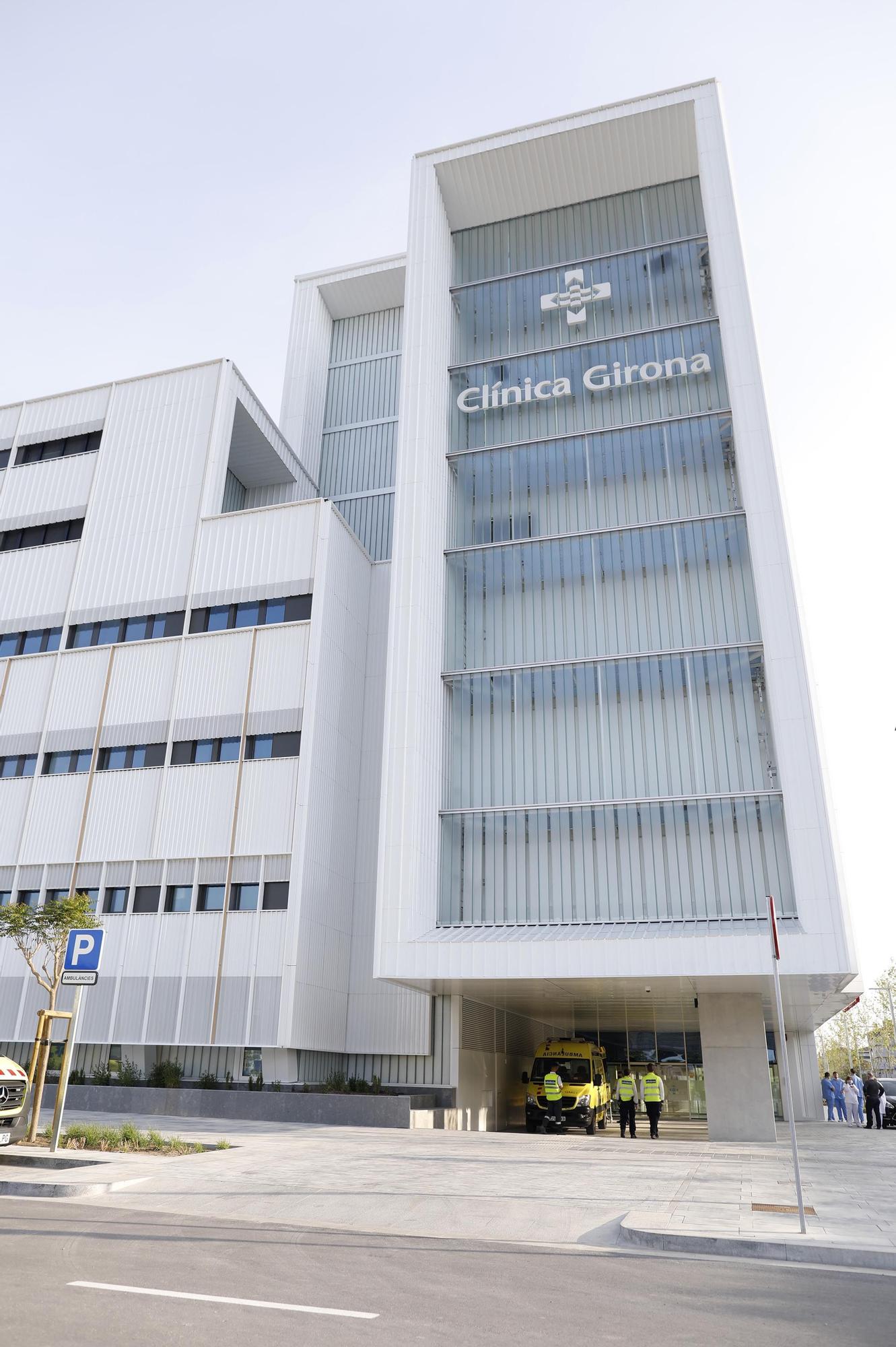 Així ha estat el trasllat dels pacients a la nova Clínica Girona