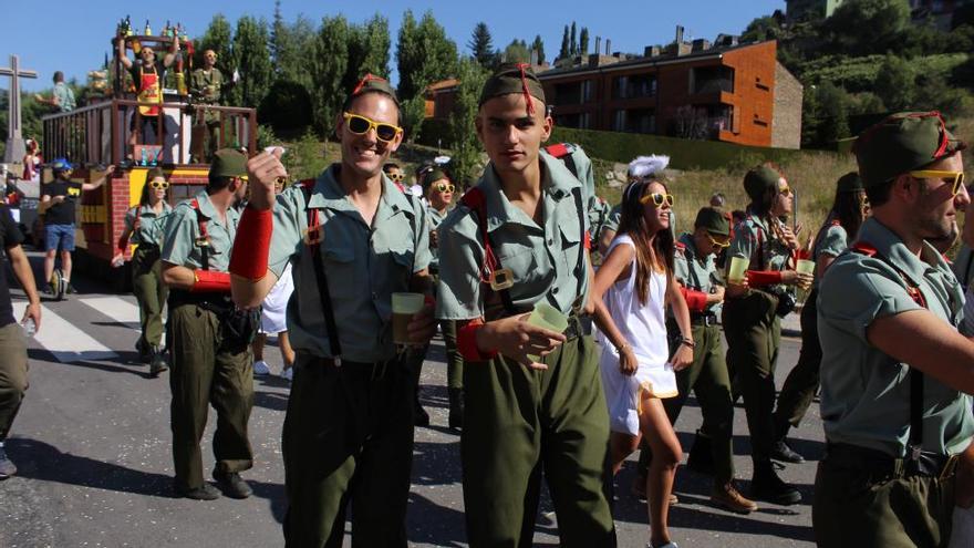 Puigcerdà s&#039;acomiada de l&#039;estiu amb una concorreguda rua de la Festa de l&#039;Estany