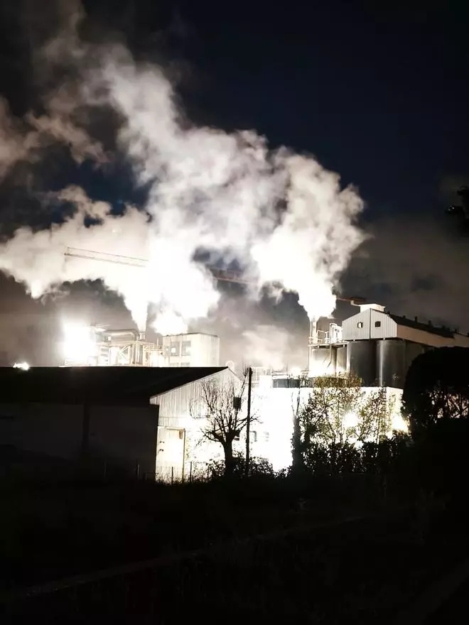 Benifaió suma cinco días de “olores insoportables” que disparan las quejas por las emisiones de una industria