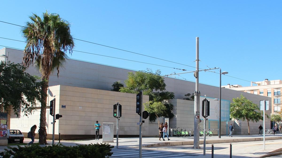 Imagen de la fachada del Centro de Salud 2 de San Vicente.