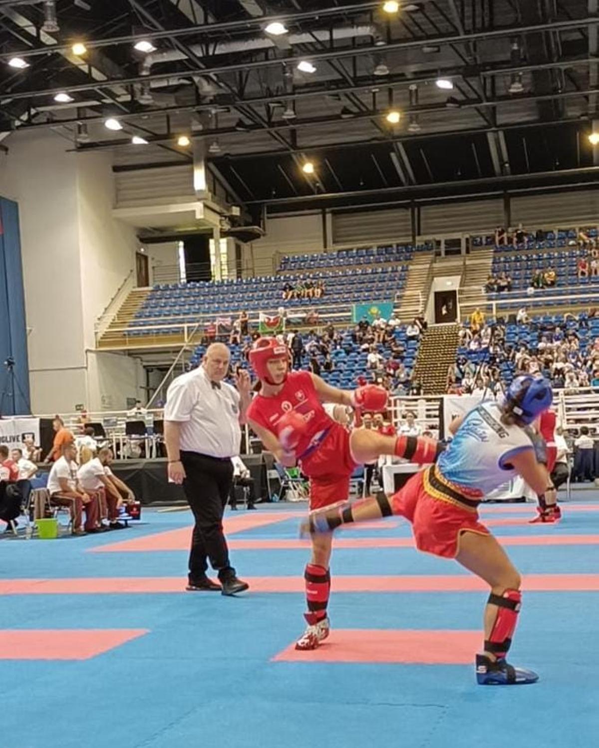 Analía Domínguez, durante un combate.