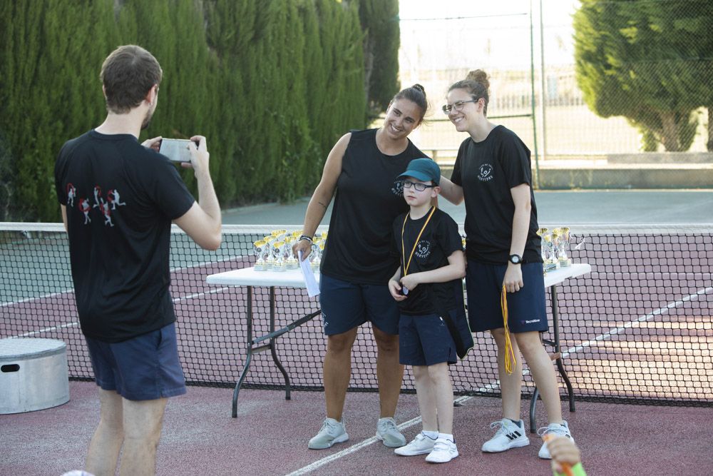 Entrega de trofeos en el fin de temporada del CT Morvedre.