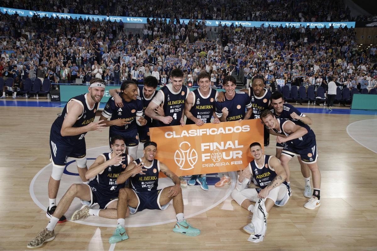 El Alimerka Oviedo Baloncesto se impone al Inveready Gipuzkoa en una noche para la historia y luchará por el ascenso a la ACB