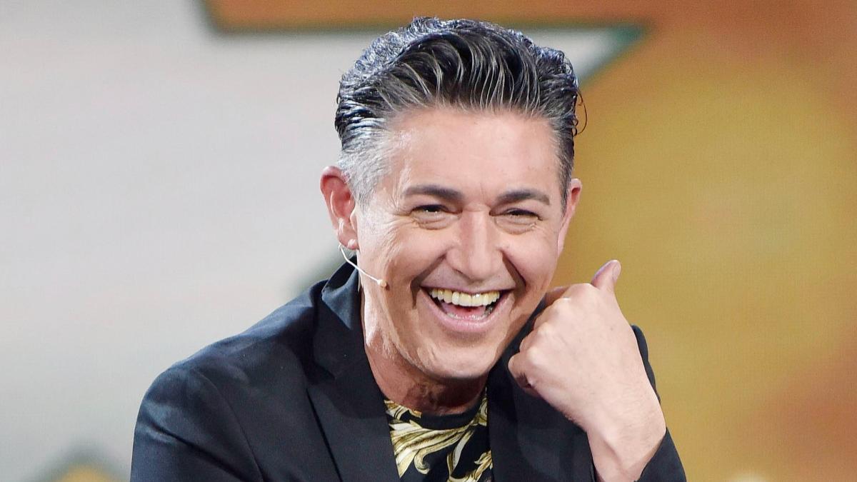 ÁNGEL GARÓ POLÉMICA | Ángel Garó desvela a quién votará en las elecciones:  Soy homosexual y de derechas