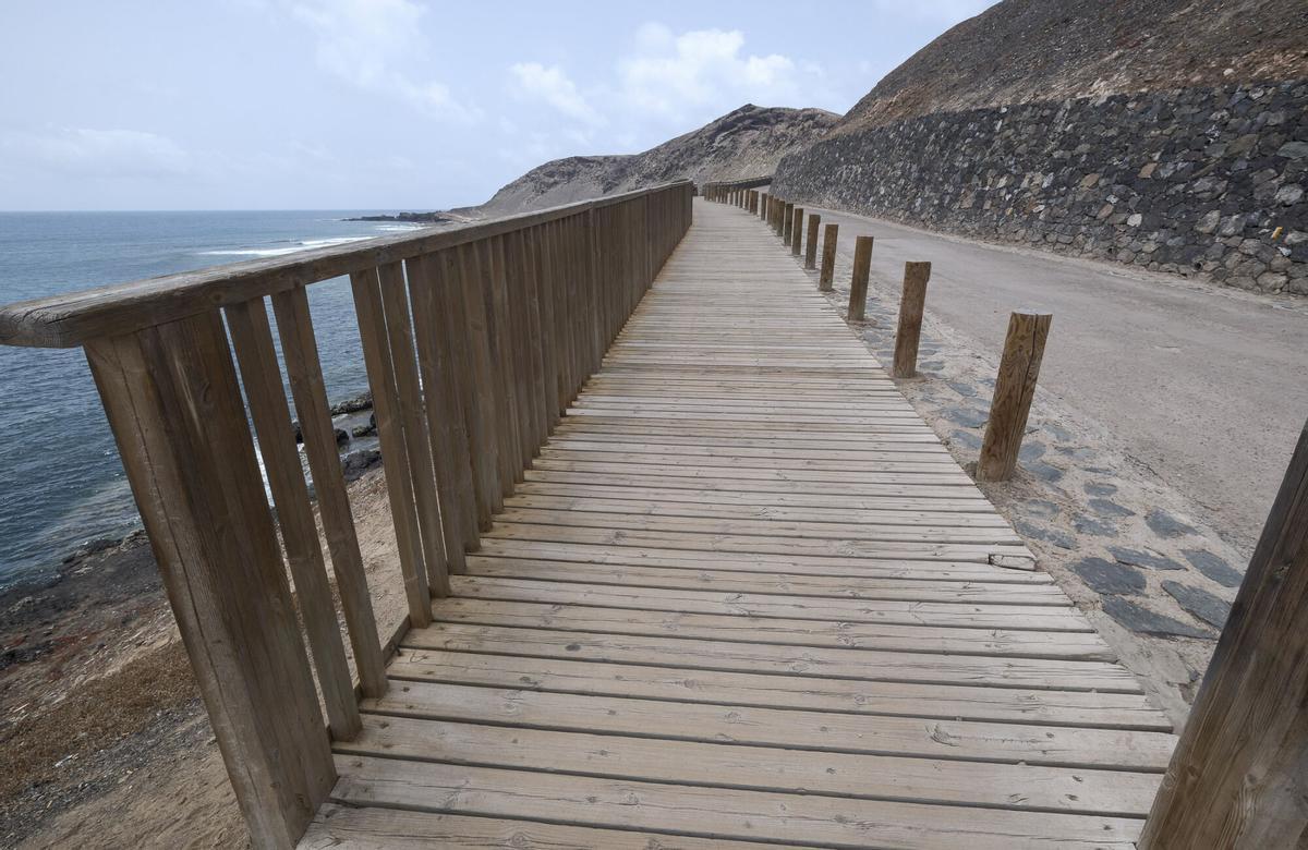 Pasarela peatonal del Confital