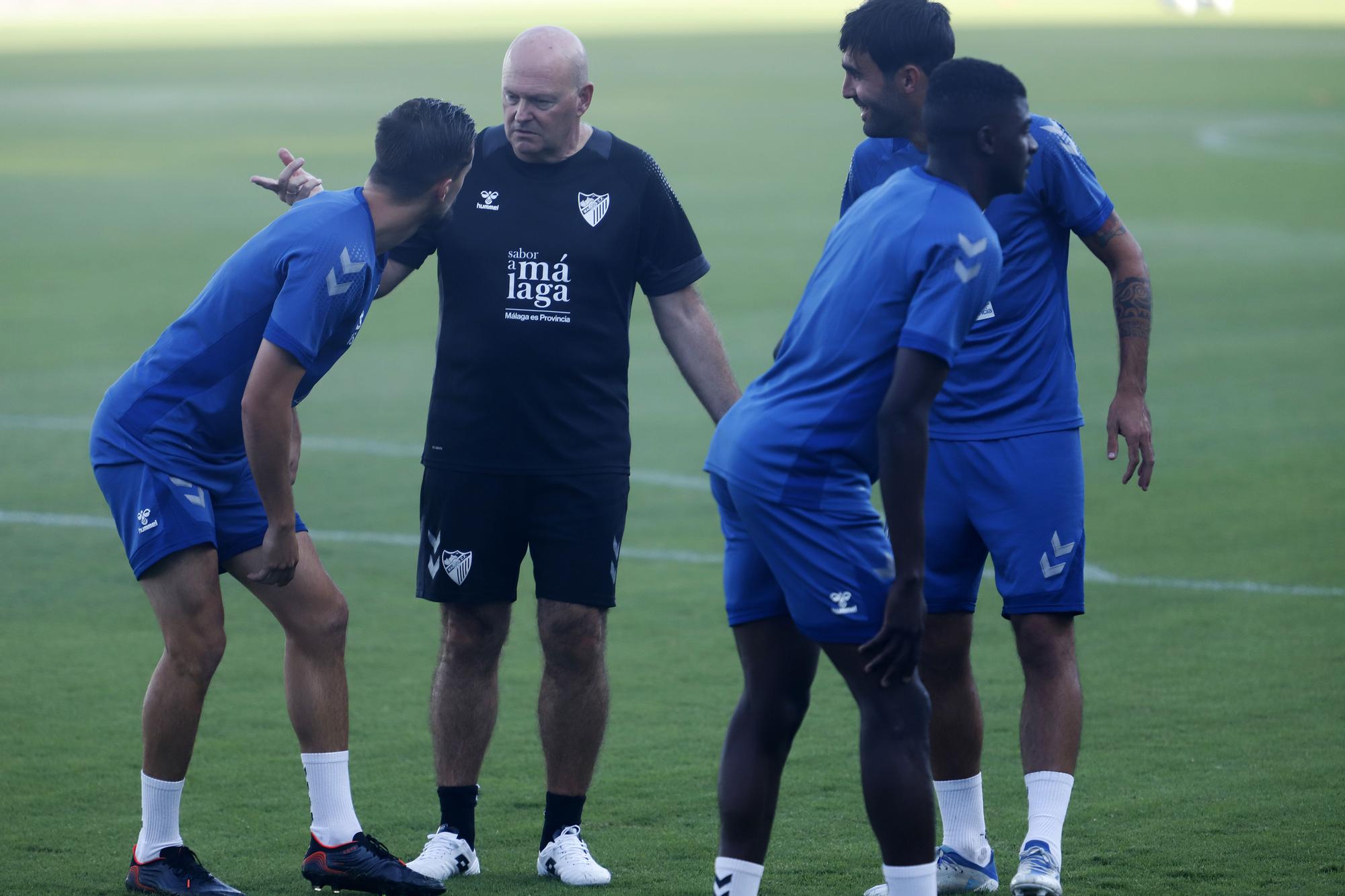 El primer entrenamiento de Pepe Mel como entrenador del Málaga CF, en imágenes