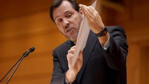 Puente: "Hem invertit molt  en Rodalies, però no és suficient"