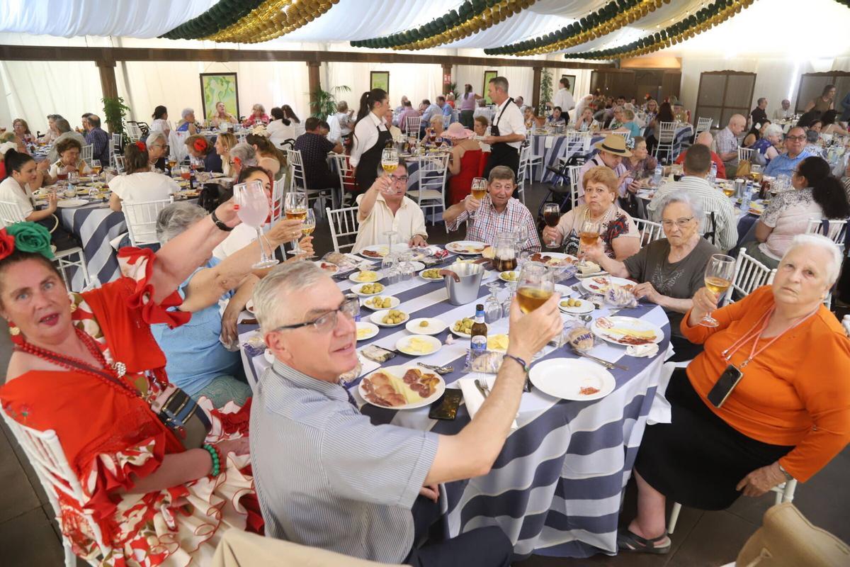 Los mayores vuelven a la Feria