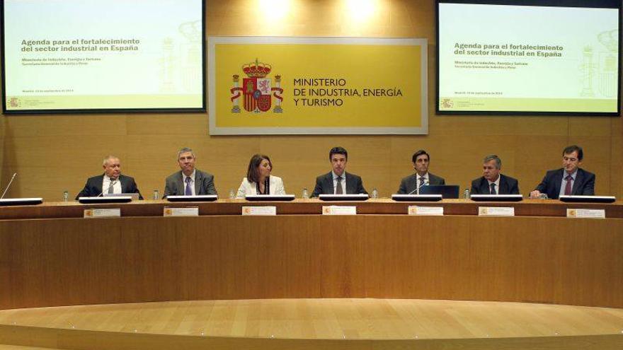 Soria presenta un plan para la industria sin presupuesto