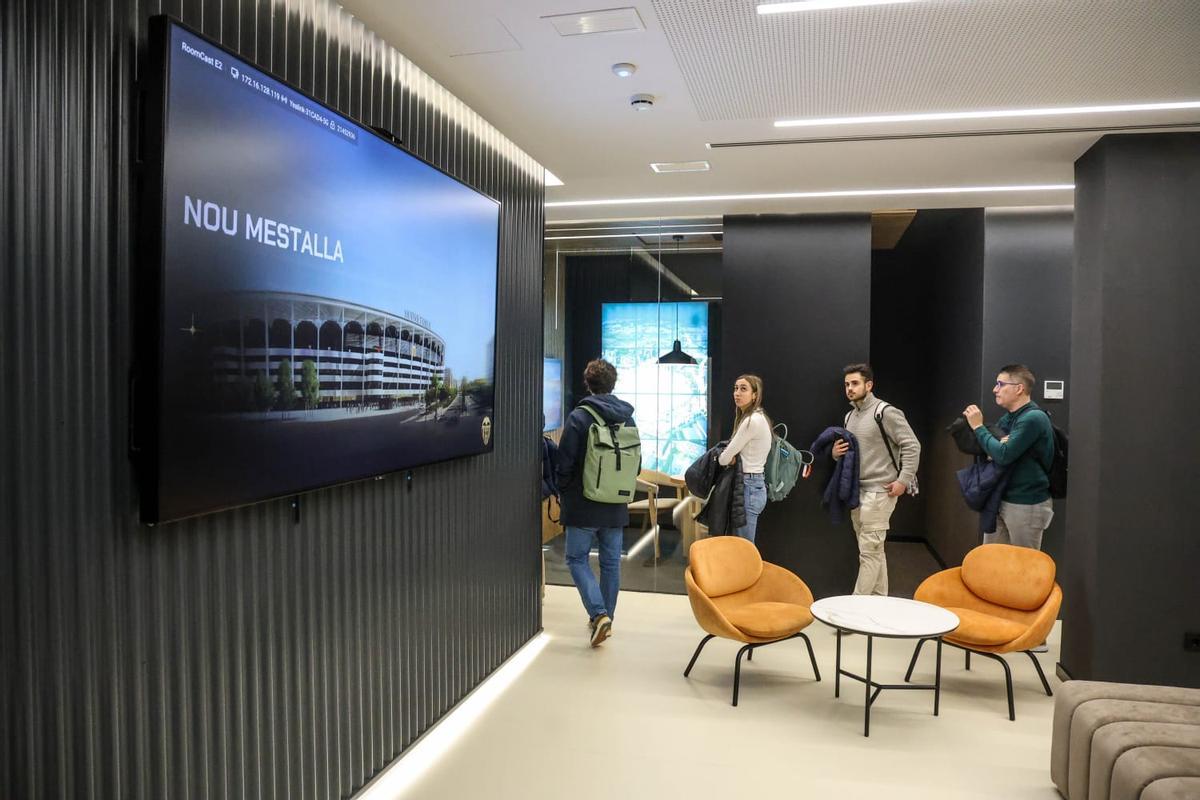 El Valencia recrea las zonas de butacas con servicio extra del Nou Mestalla