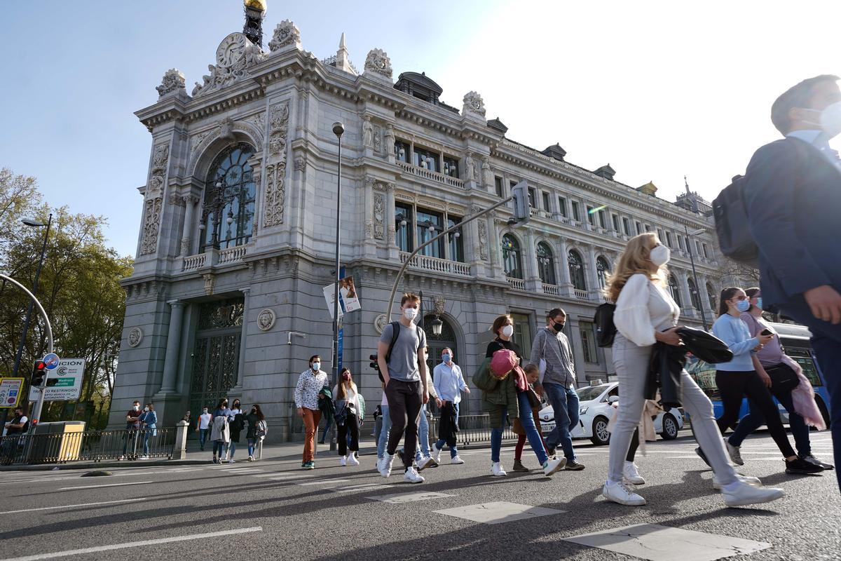 El Banc d’Espanya retalla dos punts la previsió de creixement del 2021 fins al 4,5%