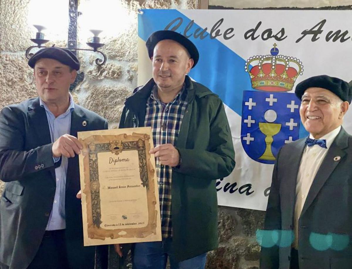 Nomeamento de Manuel Areán como novo membro do Clube de Amigos da Boina de Galicia. 19 noviembre 2025. Manolo Seixas