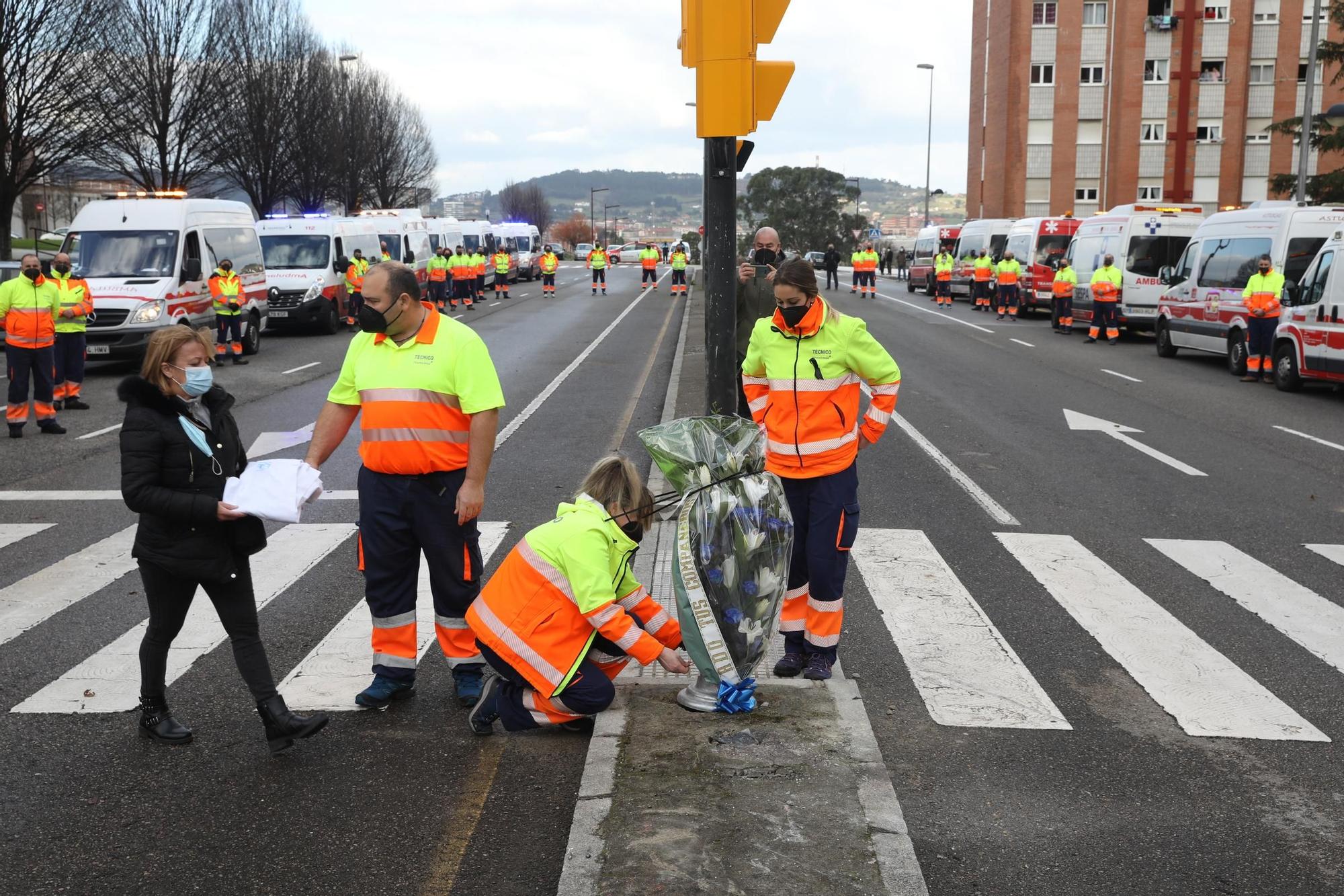 Homenaje al técnico de ambulancia fallecido en Gijón