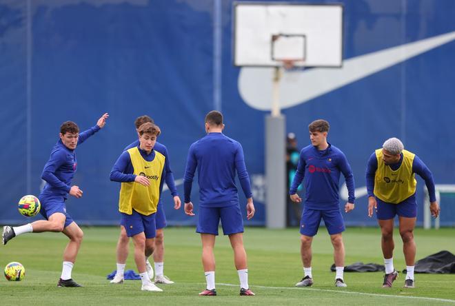 Último entrenamiento del FC Barcelona antes del clásico ante el Real Madrid