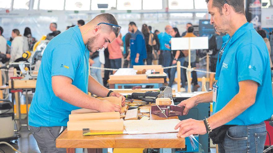 Varios de los participantes en el Canarias Skills 2024, llegados desde diferentes rincones del Archipiélago.