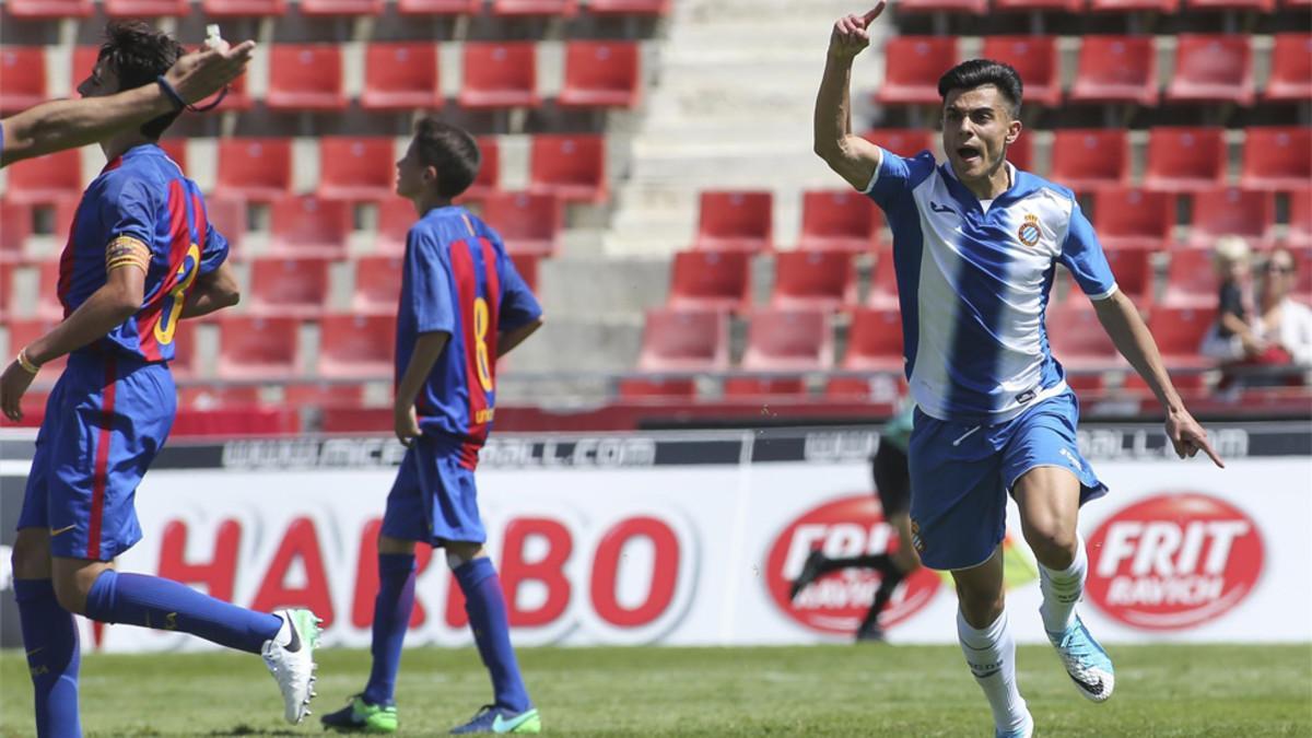 Arnau Puigmal celebra su gol en la final del MIC ante el Barça