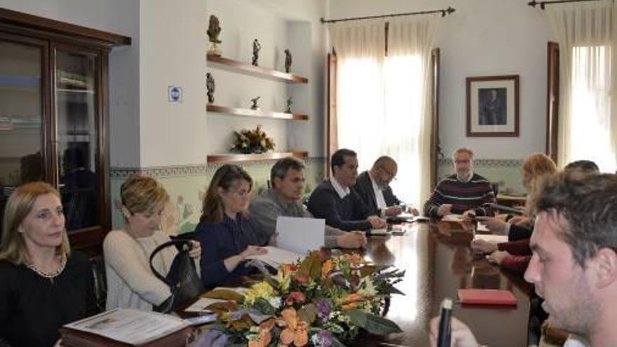 La reunión se celebró en la sede de la Mancomunidad.