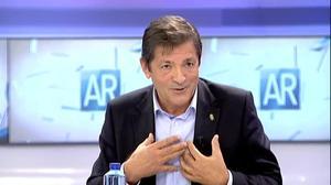 El president de la gestora del PSOE carrega contra la formació morada.