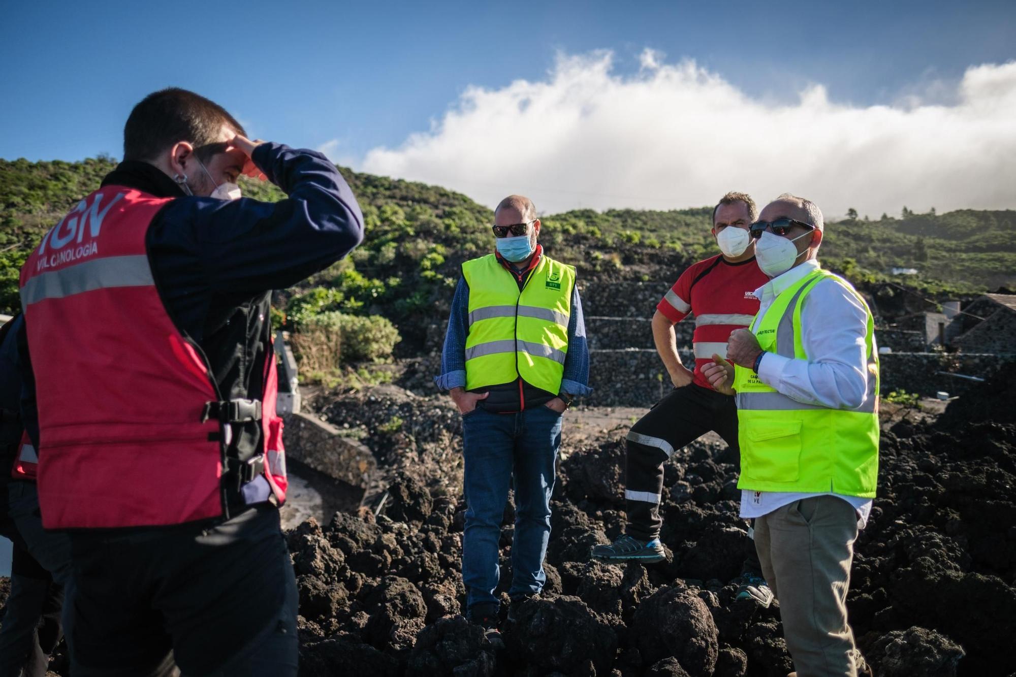 Retirada de la lava del volcán de La Palma