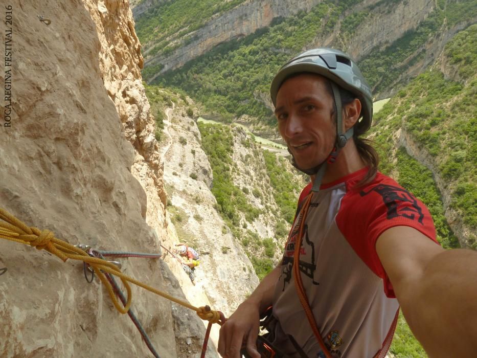 Distintas fotos de los escaladores