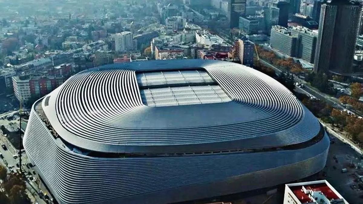 Vista aérea del estadio Santiago Bernabéu.