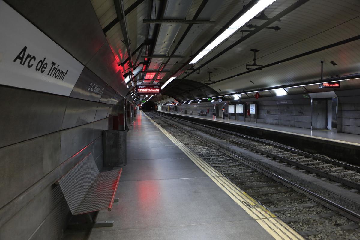 Renfe licita per fi l’ampliació d’andanes de l’estació de Rodalies d’Arc de Triomf